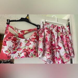 Avia 2-piece set Floral Sports Bra and Matching Shorts w/ pockets XL